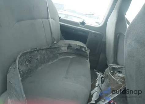 2013 Ford E-350 Super Duty Xl z USA, uszkodzony, nr VIN 1FBNE3BL2DDB34060